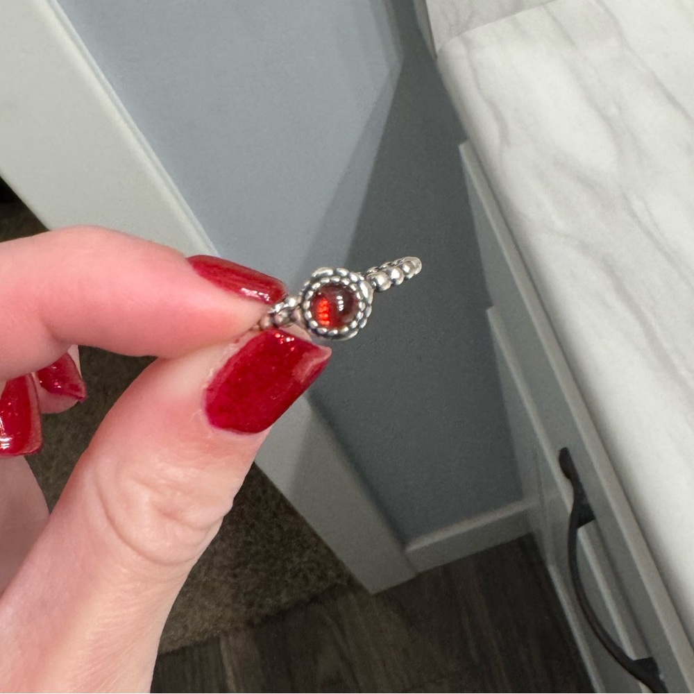 pandora january birthstone ring size 6